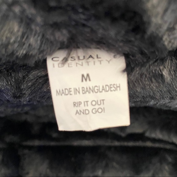 CASUAL IDENTITY Reversible Quilted Fur Vest Black - Picture 13 of 14